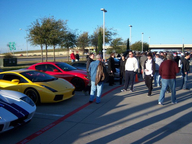 Cars and Coffee: Đến Dallas uống café và ngắm siêu xe 14