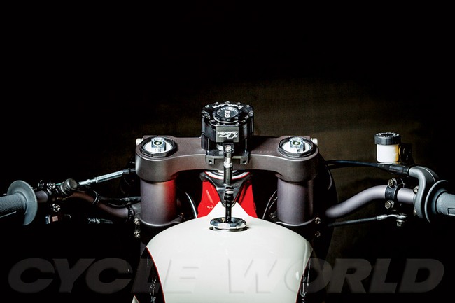 Honda CRF250R Café Racer: Phủi bụi lạ lẫm 4