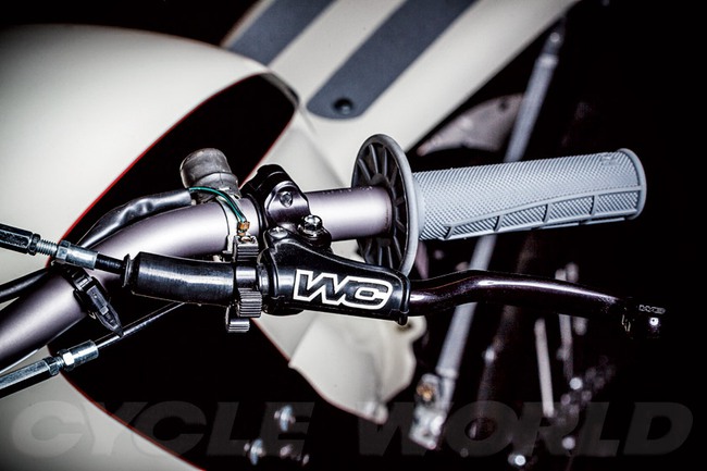 Honda CRF250R Café Racer: Phủi bụi lạ lẫm 6