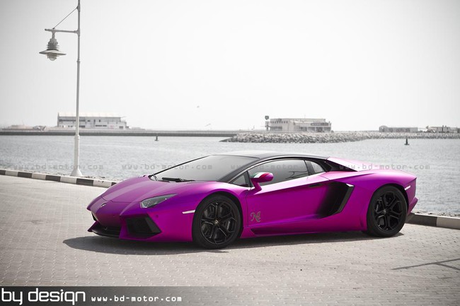 Siêu xe Lamborghini Aventador màu “tím Huế” của tỷ phú Qatar 1