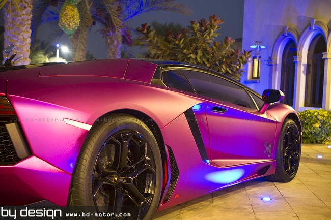 Siêu xe Lamborghini Aventador màu “tím Huế” của tỷ phú Qatar 6