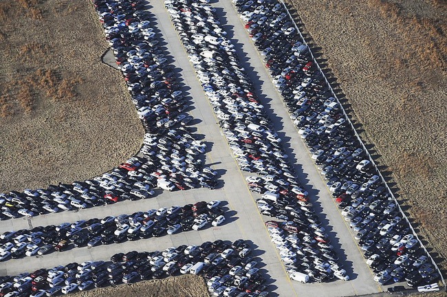 “Nghĩa địa” xe hơi lớn nhất thế giới 3