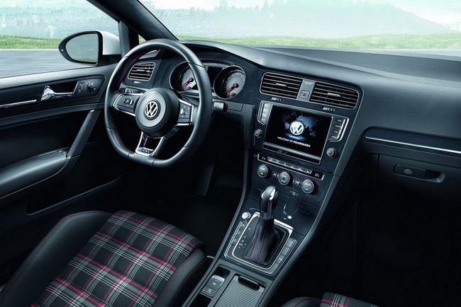 Volkswagen Golf GTI thế hệ mới chính thức được giới thiệu 5