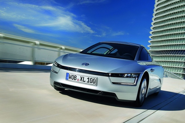 Volkswagen XL1: Chỉ cần 0,9 lít xăng để đi 100 km 7