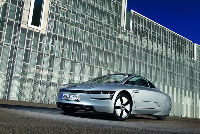 Volkswagen XL1: Chỉ cần 0,9 lít xăng để đi 100 km 12