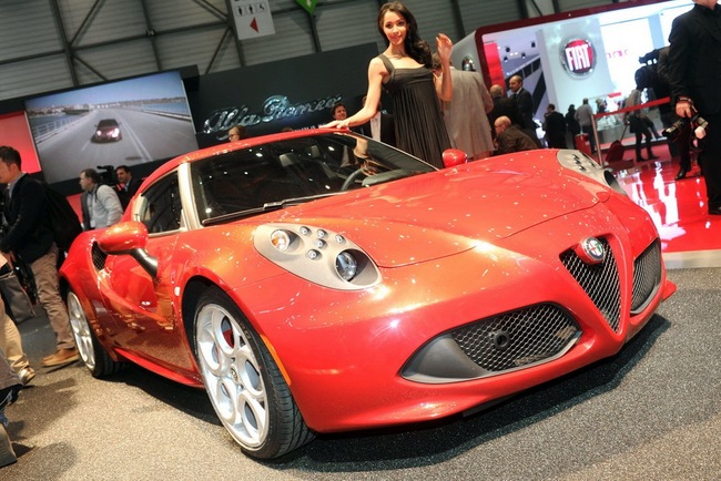 Alfa Romeo 4C: Sẽ chỉ có 1.000 chiếc được xây dựng 14