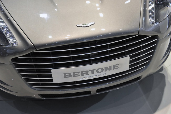 Cặp đôi Aston Martin độc của Bertone 10