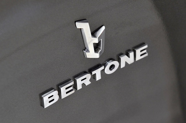 Cặp đôi Aston Martin độc của Bertone 14