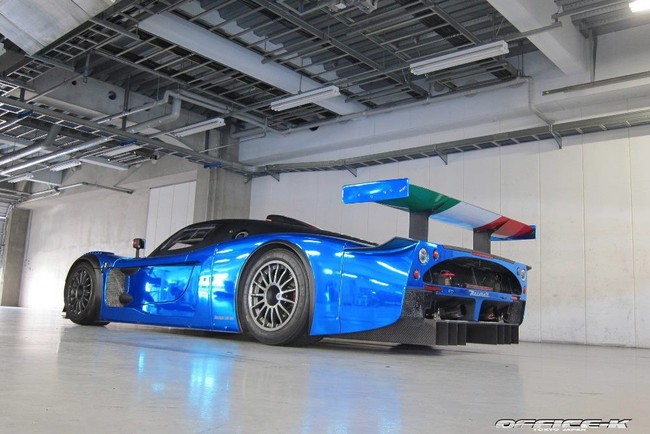 Bugatti Veyron và Maserati MC12 Corsa đua nhau khoe sắc tại Fuji Speedway 1