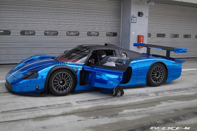 Bugatti Veyron và Maserati MC12 Corsa đua nhau khoe sắc tại Fuji Speedway 18