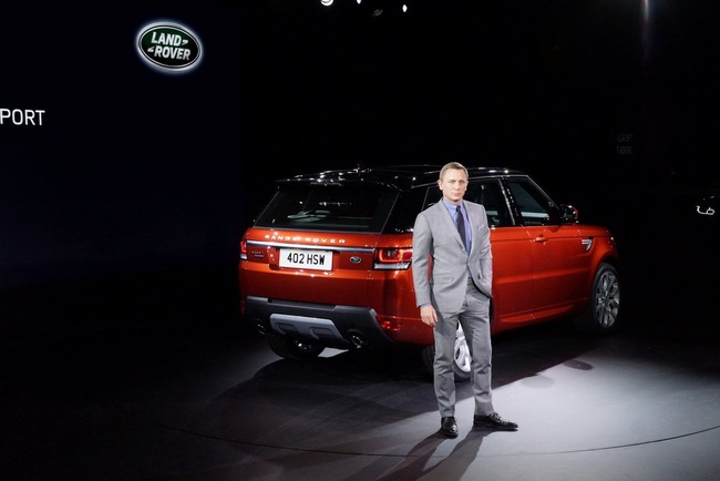 “Điệp viên 007” bỏ túi 1 triệu đô cho màn ra mắt Range Rover Sport 6