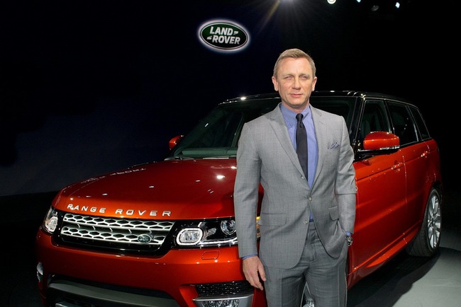 “Điệp viên 007” bỏ túi 1 triệu đô cho màn ra mắt Range Rover Sport 7