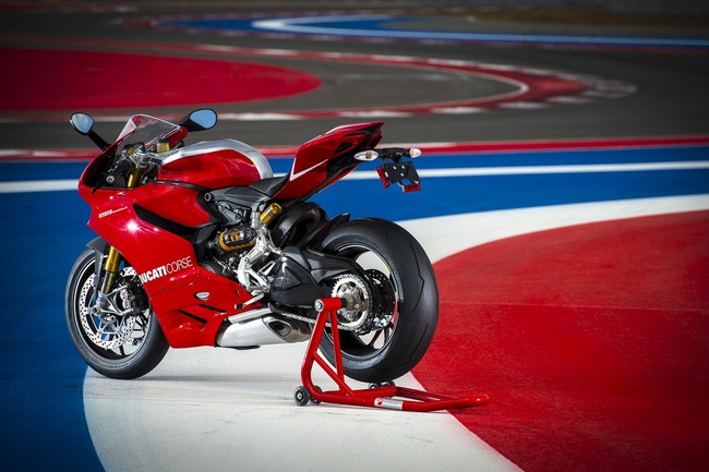 Chi tiết siêu mô tô Ducati 1199 Panigale R 10