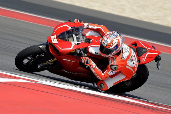 Chi tiết siêu mô tô Ducati 1199 Panigale R 24