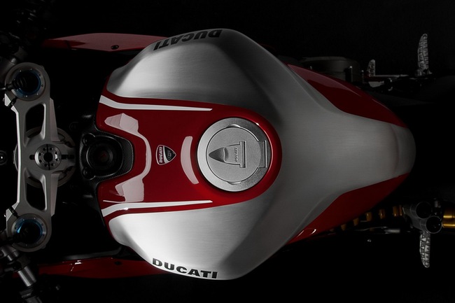Chi tiết siêu mô tô Ducati 1199 Panigale R 30