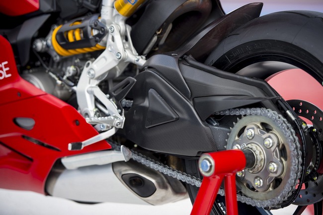 Chi tiết siêu mô tô Ducati 1199 Panigale R 35