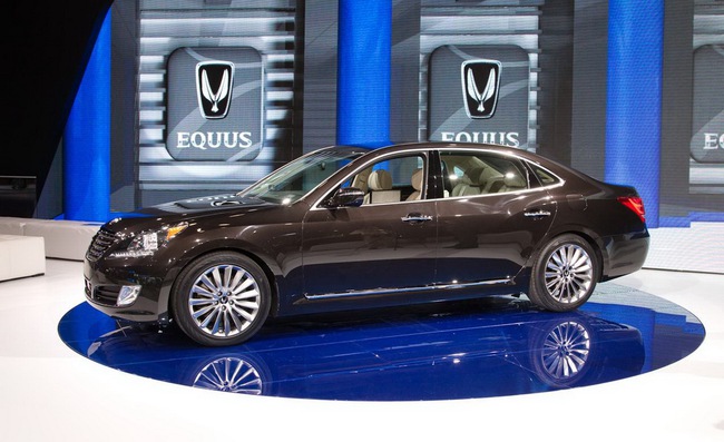 Hyundai Equus 2014: Chống lại nhóm “Quyền lực đen” 3