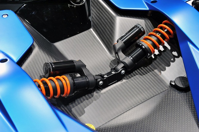 KTM X-Bow sẽ có thêm động cơ mới 18