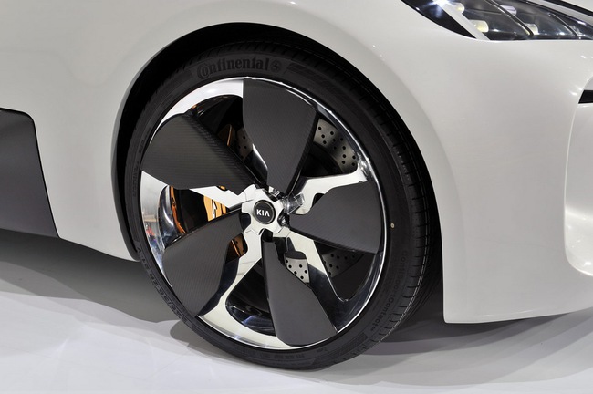 Kia GT Coupe sẽ được đưa vào sản xuất hàng loạt 10