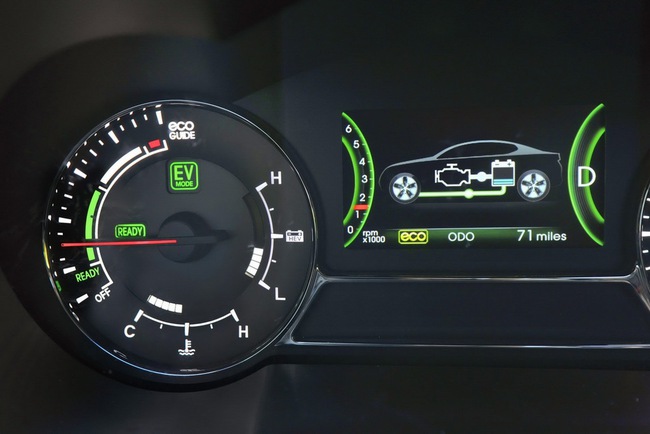 Kia Optima Hybrid bản cập nhật: Giảm công suất, thêm momen xoắn 7