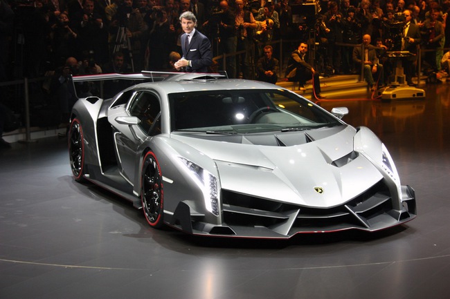 “Máy bay tiêm kích” Lamborghini Veneno chính thức trình làng 10