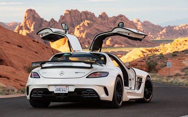 Mercedes-Benz công bố giá bán SLS AMG Black Series tại châu Âu 2