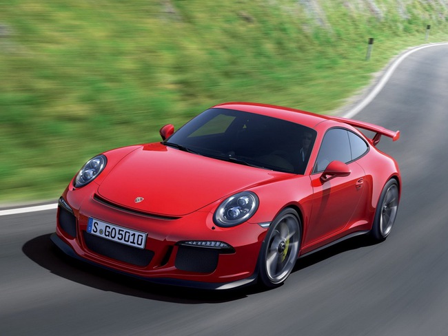 Porsche 911 GT3: Tự hào với sức mạnh và hiệu suất vượt trội 4