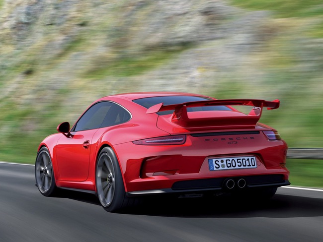 Porsche 911 GT3: Tự hào với sức mạnh và hiệu suất vượt trội 8