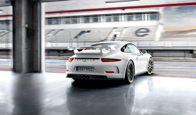 Porsche 911 GT3: Tự hào với sức mạnh và hiệu suất vượt trội 11