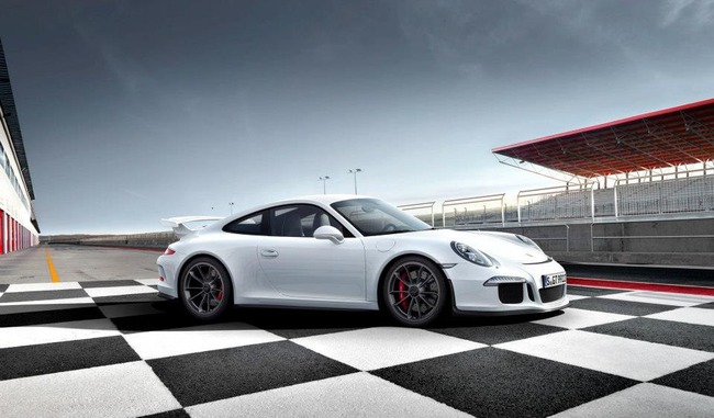 Porsche 911 GT3: Tự hào với sức mạnh và hiệu suất vượt trội 12