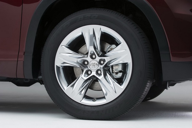 Toyota Highlander 2014: Nhiều thay đổi hứa hẹn 15