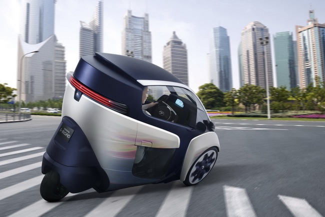 Toyota i-ROAD: Phương tiện cá nhân của tương lai 8