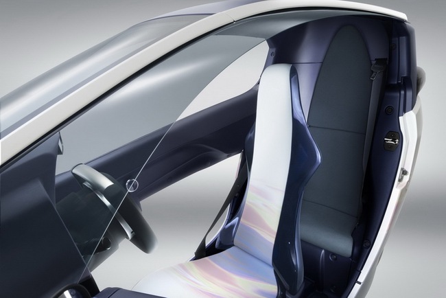 Toyota i-ROAD: Phương tiện cá nhân của tương lai 11
