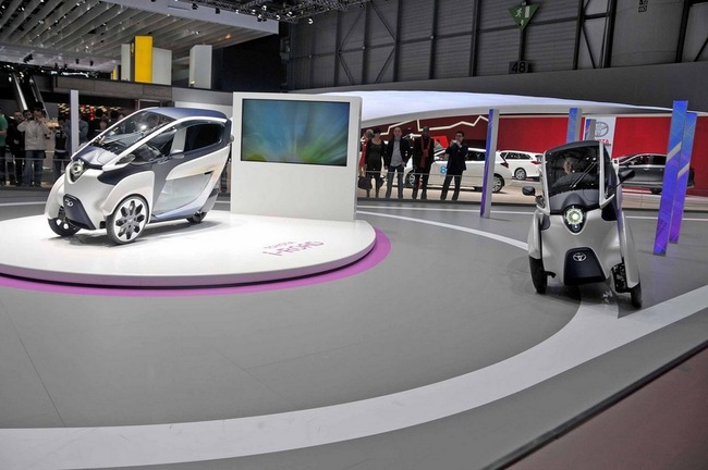 Toyota i-ROAD trình diễn ra tại Genenva 2013 10