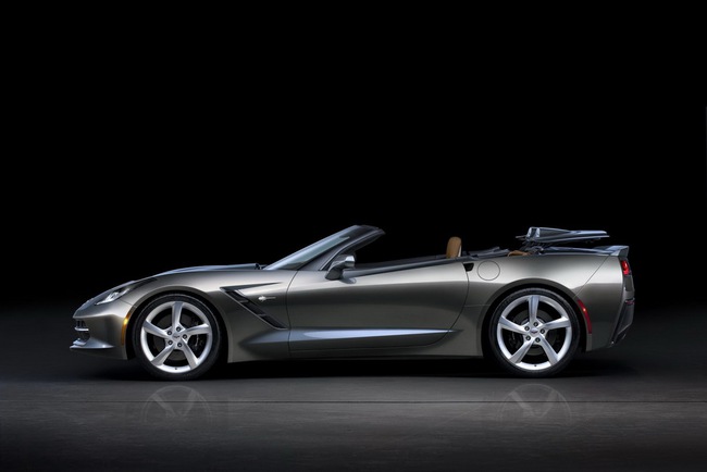 Chiếc Corvette Stingray Convertible đầu tiên có giá 1 triệu Đô la 7
