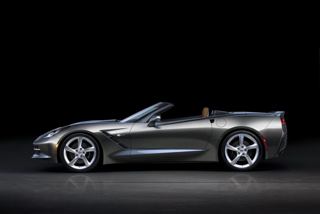 Chiếc Corvette Stingray Convertible đầu tiên có giá 1 triệu Đô la 9