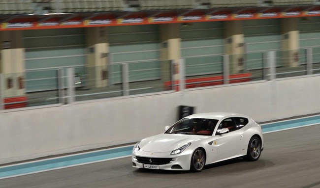 Ngày hội Ferrari Racing tại Abu Dhabi 13