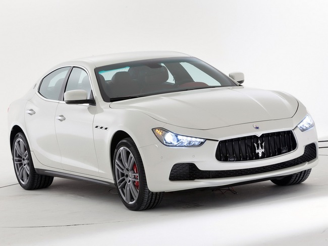 Maserati Ghibli: Gửi lời thách thức đến BMW 5-Series 4