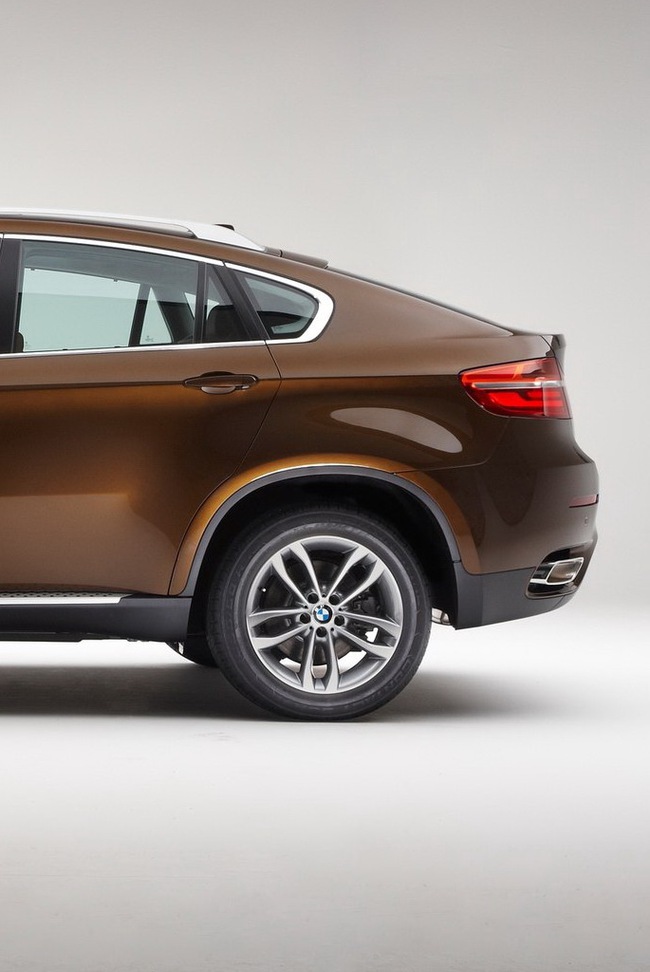 BMW X6 - BMW X4: Huynh đệ tương tàn 18