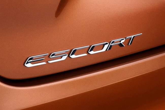 Ford Escort 2015 - Xe cỡ nhỏ và hợp túi tiền mới 8