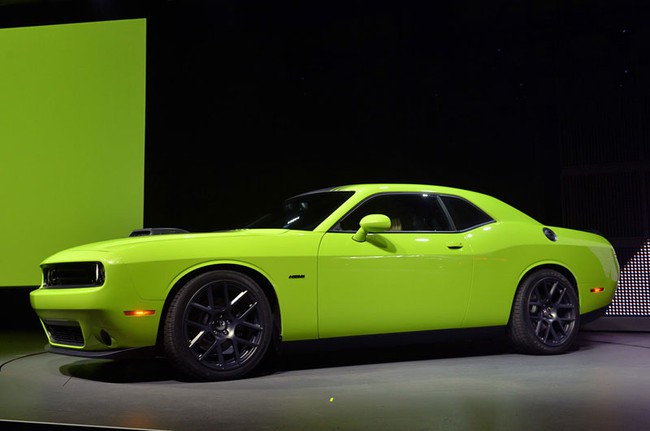 Xe "cơ bắp" Dodge Challenger 2015: Tân cổ giao duyên 6