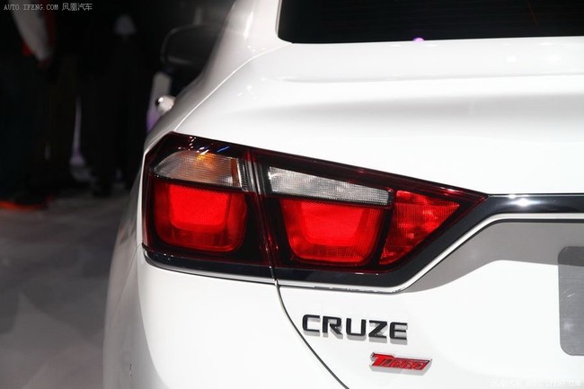 Chevrolet Cruze 2016: Thiết lập những chuẩn mực mới 19