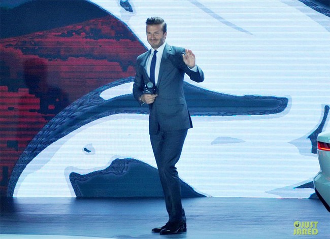 David Beckham giới thiệu Jaguar F-Type Coupe tại triển lãm Bắc Kinh 1