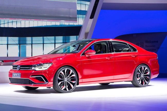 Mercedes-Benz CLA gọi, Volkswagen New Midsize Coupe trả lời 5