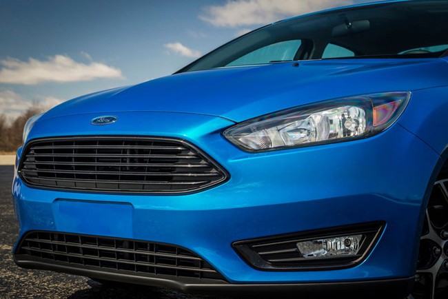 Ford Focus Sedan 2015 lộ diện trước thềm triển lãm New York 5