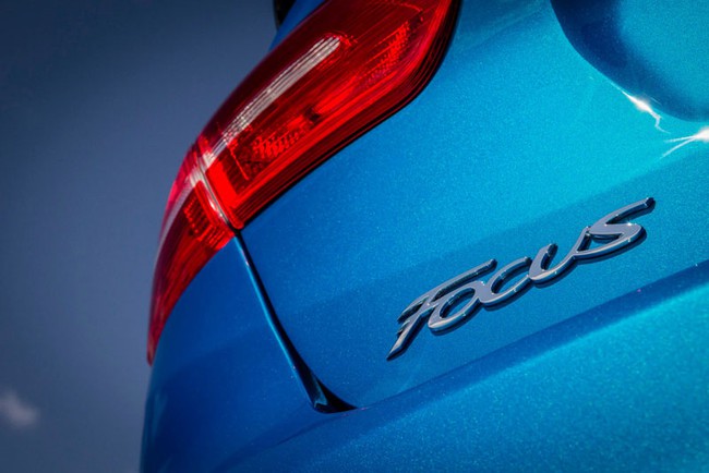Ford Focus Sedan 2015 lộ diện trước thềm triển lãm New York 10