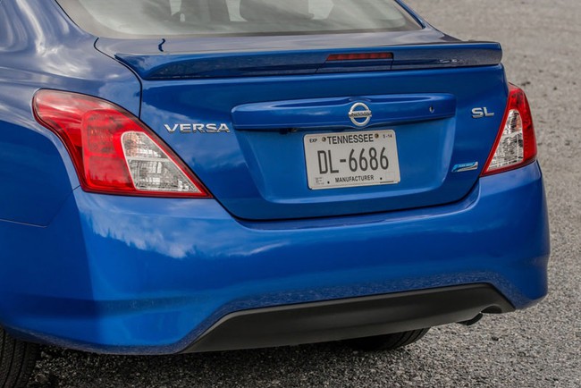 Nissan Versa 2015: Thay đổi thiết kế, vẫn siêu rẻ 8