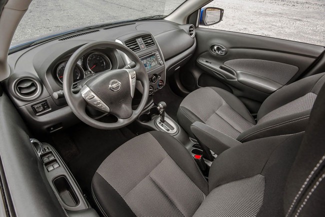 Nissan Versa 2015: Thay đổi thiết kế, vẫn siêu rẻ 2