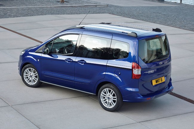 Ford Tourneo Courier - Xe MPV tiết kiệm nhiên liệu nhất phân khúc 3