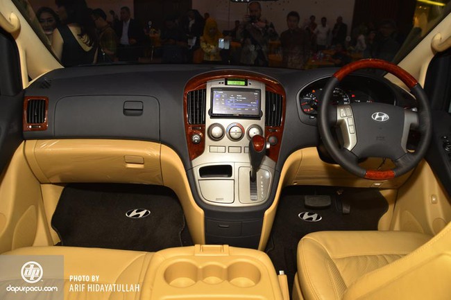 Hyundai H-1 2015: Thanh lịch và hiện đại hơn 13